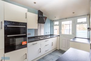 Kitchen- click for photo gallery